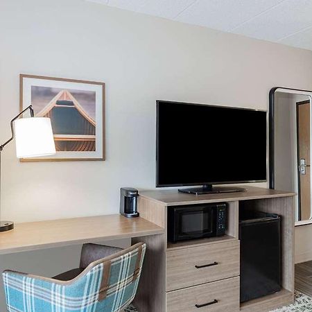 Americinn By Wyndham Duluth South Black Woods Event Center Proctor Екстериор снимка