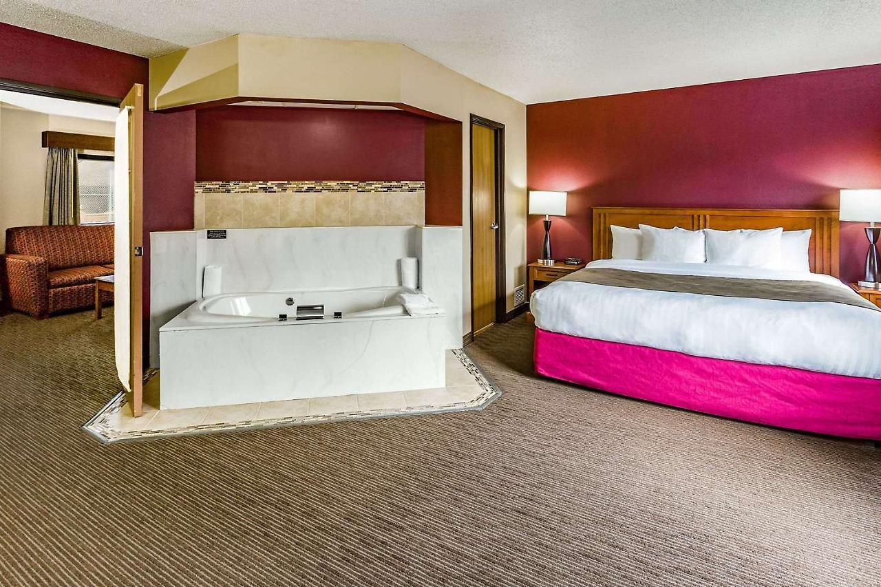 Americinn By Wyndham Duluth South Black Woods Event Center Proctor Екстериор снимка